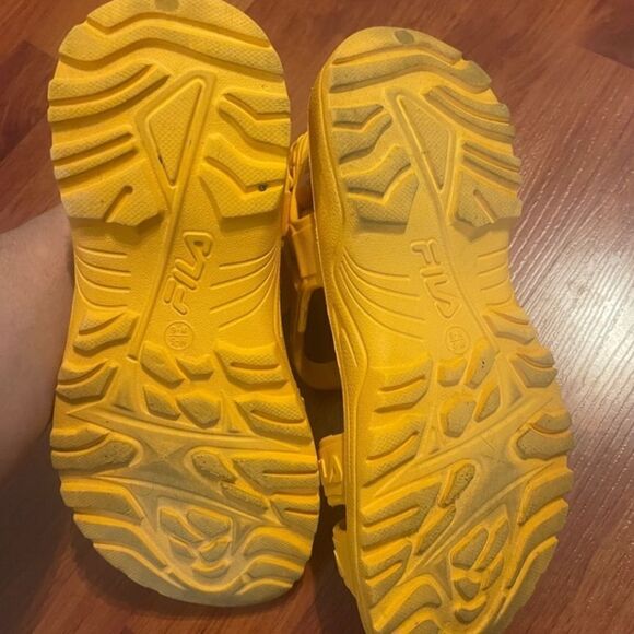 FILA Strappy Sandals Size women 6 men 5 - Picture 3 of 4